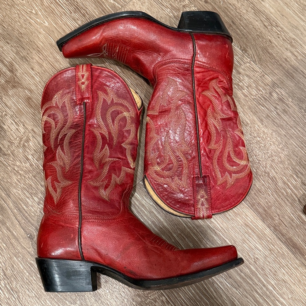 Shyanne Red Heeled Boots